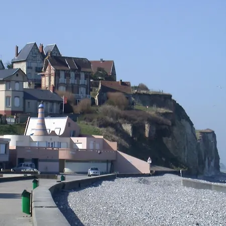 Spacious With Private Garden In Normandy Дом отдыха *