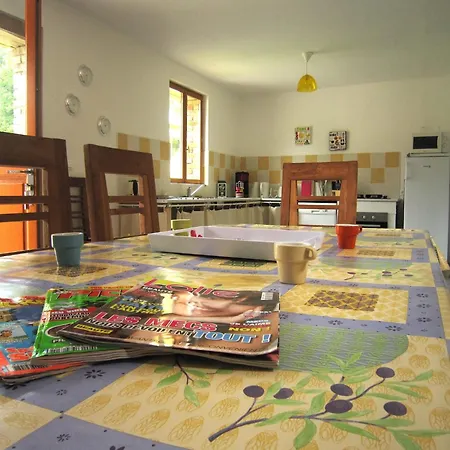 Spacious With Private Garden In Normandy Дом отдыха *