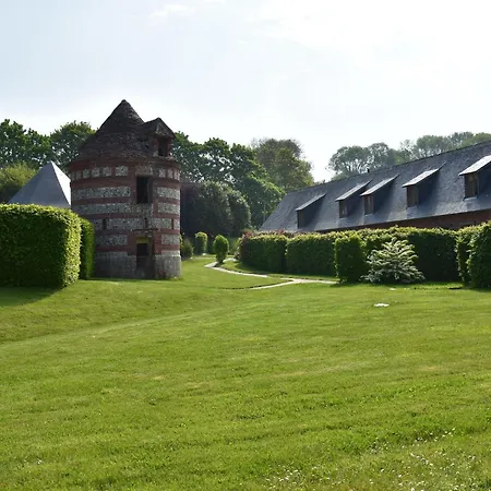 Spacious With Private Garden In Normandy Semesterbostad