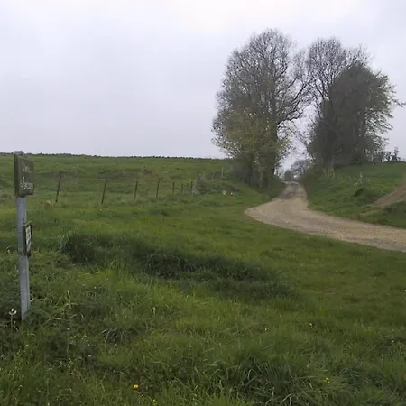 Semesterbostad Spacious With Private Garden In Normandy *