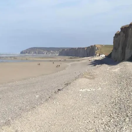 Prázdninový dům Spacious With Private Garden In Normandy *