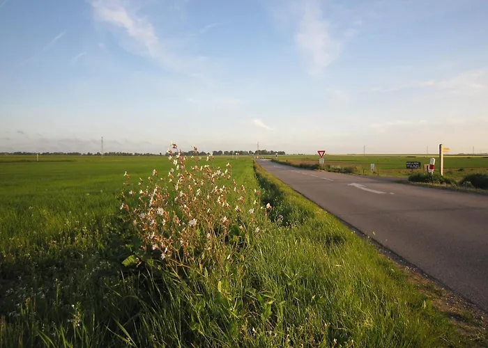 Spacious With Private Garden In Normandy *