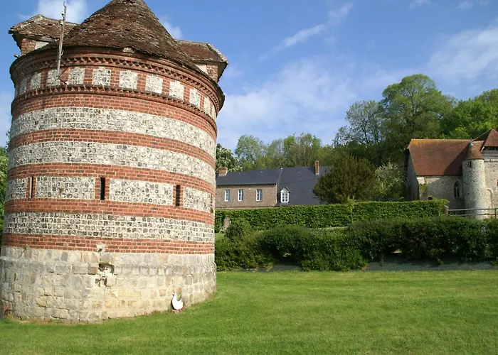 Spacious With Private Garden In Normandy Holiday home *