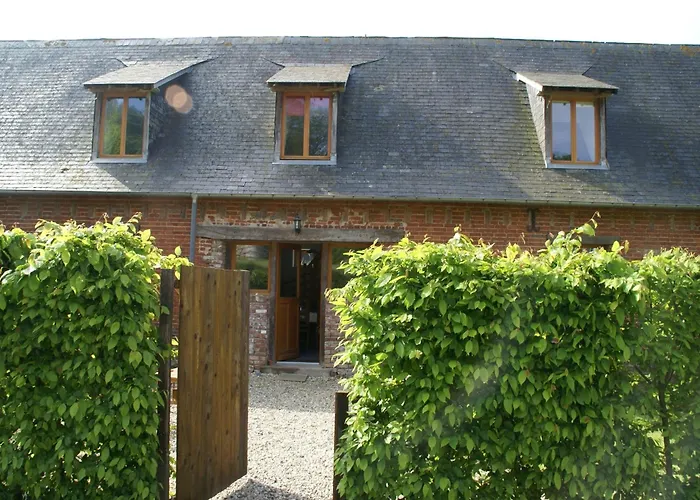 Holiday home Spacious With Private Garden In Normandy *